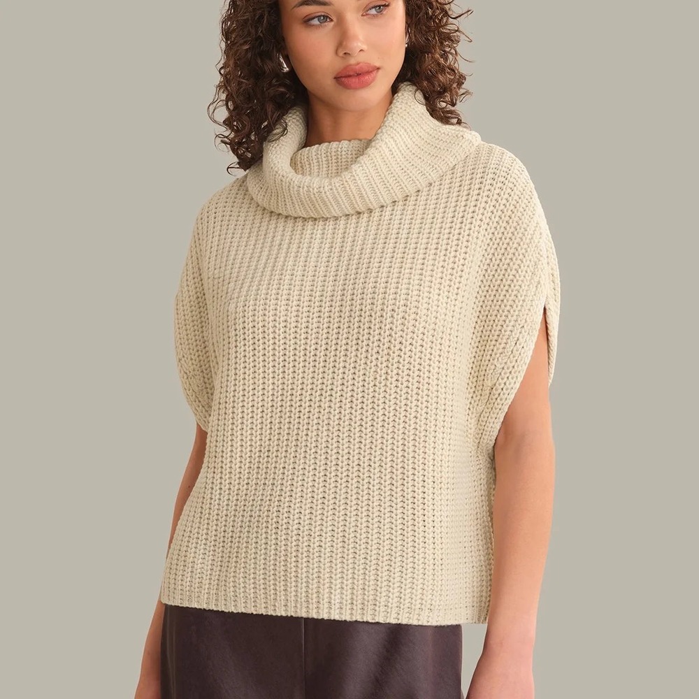 525 America Cate Cotton Sleeveless Turtleneck Sweater in Cream